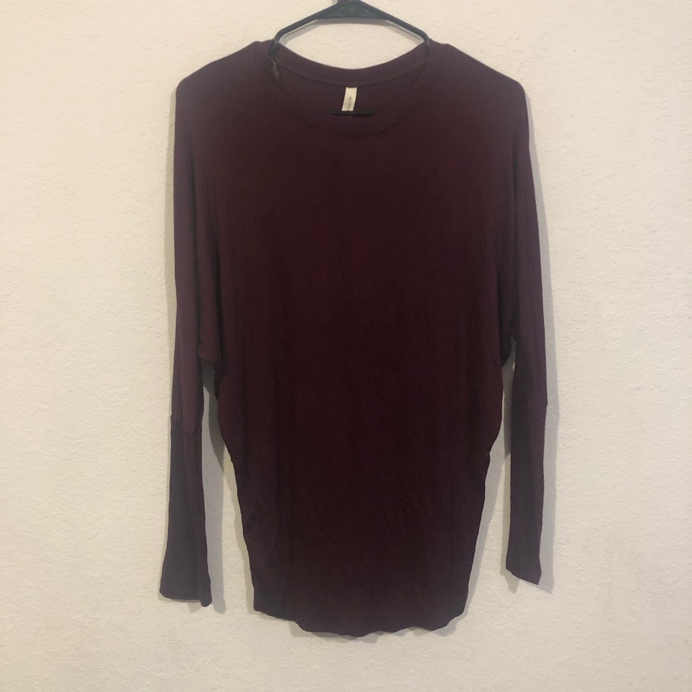 Active USA Burgundy Dolman Long Sleeve Active Wear Top